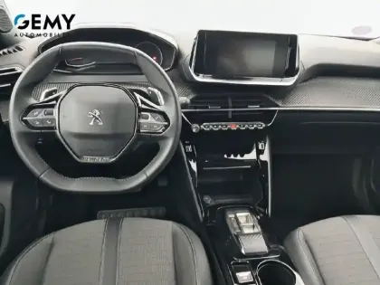 Photo 7 Peugeot 2008  PureTech 130 S&S EAT8