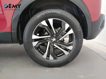 Photo 10 Peugeot 2008  PureTech 130 S&S EAT8