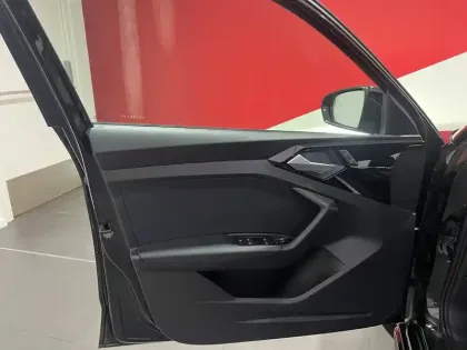 Photo 62 Audi A1  Sportback 30 TFSI 116 ch S tronic 7