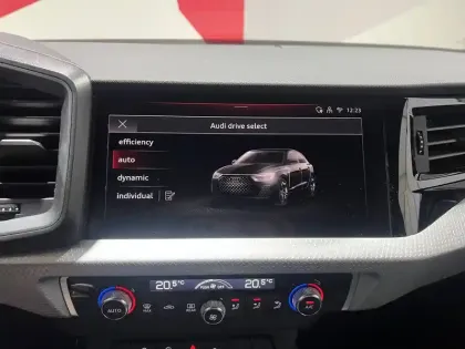 Photo 96 Audi A1  Sportback 30 TFSI 116 ch S tronic 7