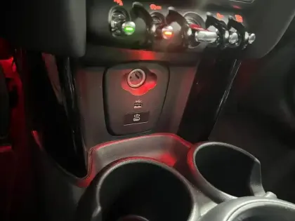 Photo 86 Mini Mini Cabriolet Cooper S 178 ch DKG7