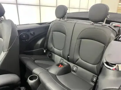 Photo 91 Mini Mini Cabriolet Cooper S 178 ch DKG7