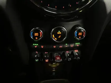 Photo 85 Mini Mini Cabriolet Cooper S 178 ch DKG7