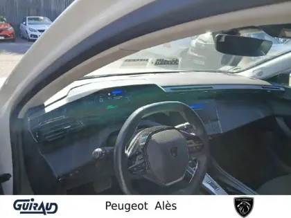 Photo 28 Peugeot 308  PHEV 180 e-EAT8