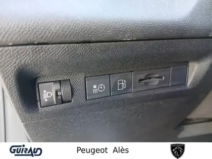 Photo 55 Peugeot 308  PHEV 180 e-EAT8
