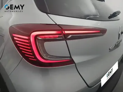 Photo 41 Renault Captur  E-Tech Plug-in 160