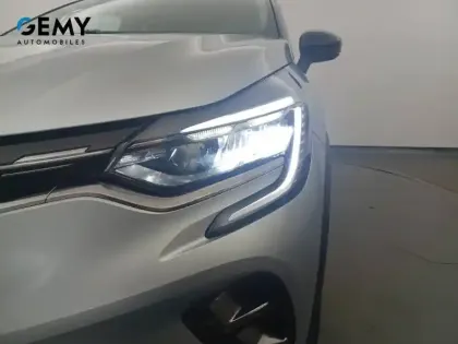 Photo 40 Renault Captur  E-Tech Plug-in 160