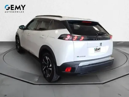 Photo 6 Peugeot 2008  Moteur électrique 136 ch