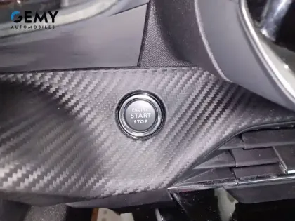 Photo 14 Peugeot 2008  Moteur électrique 136 ch