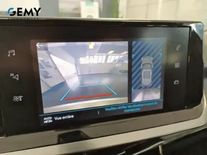 Photo 13 Peugeot 2008  Moteur électrique 136 ch