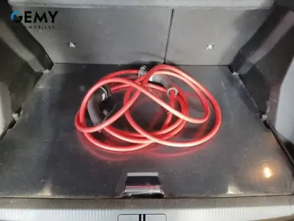 Photo 11 Peugeot 2008  Moteur électrique 136 ch