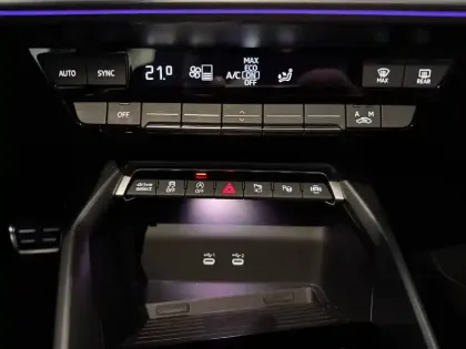 Photo 17 Audi A3  Sportback 35 TFSI Mild Hybrid 150 S tronic 7