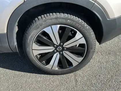 Photo 8 Volvo Xc40  Recharge 231 ch 1EDT