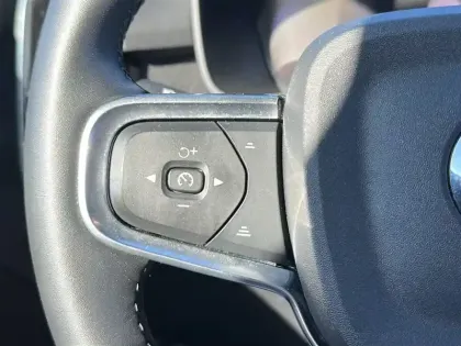 Photo 13 Volvo Xc40  Recharge 231 ch 1EDT