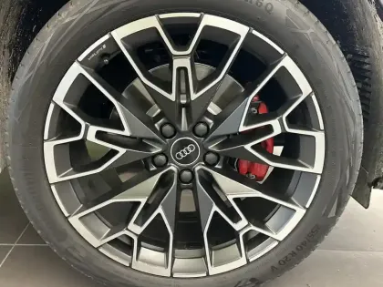 Photo 8 Audi Q3  e-hybrid 272 ch S tronic 6