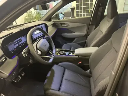 Photo 12 Audi Q3  e-hybrid 272 ch S tronic 6