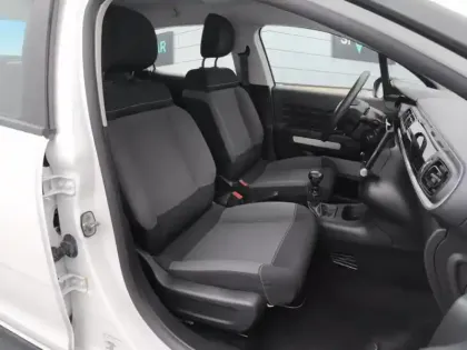 Photo 8 Citroën C3  BlueHDi 100 ch BVM6 Plus