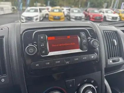 Photo 25 Peugeot Boxer  TOLE 335 L2H2 BLUEHDI 140 S&S PREMIUM