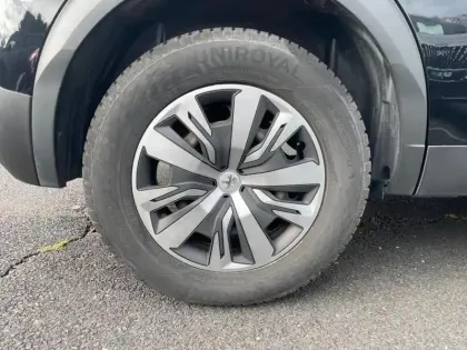 Photo 14 Peugeot 2008  PureTech 100 S&S BVM6 Active