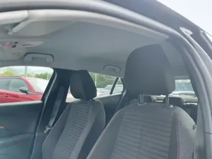 Photo 24 Peugeot 2008  PureTech 100 S&S BVM6 Active