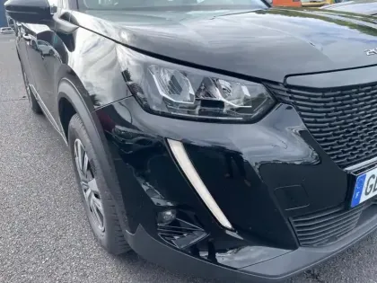 Photo 13 Peugeot 2008  PureTech 100 S&S BVM6 Active