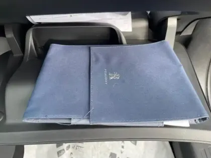 Photo 15 Peugeot 2008  PureTech 100 S&S BVM6 Active