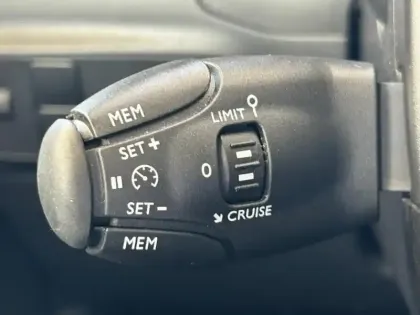 Photo 8 Citroën C3  1.2 PureTech 83ch S&S Feel Pack