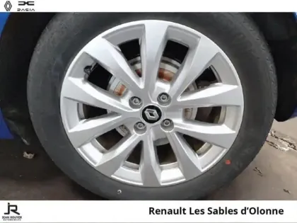 Photo 7 Renault Clio  1.6 E-Tech hybride 145ch Evolution