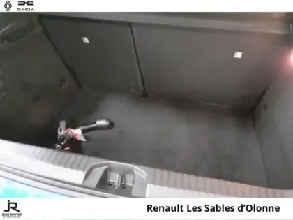 Photo 6 Renault Clio  1.6 E-Tech hybride 145ch Evolution