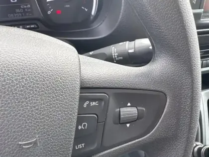 Photo 12 Citroën Jumper Jumpy M BlueHDi 120 Confort S&S E6.d-TEMP