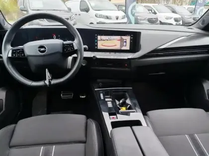 Photo 22 Opel Astra Gén. VI Ph1 GS 5