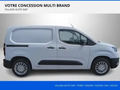 Photo 15 Toyota Proace  CITY Medium 130 D-4D Business RC22