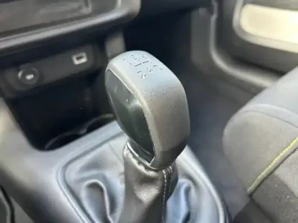 Photo 12 Citroën C3  PureTech 82ch Graphic S&S E6.d