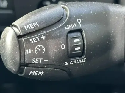 Photo 10 Citroën C3  PureTech 82ch Graphic S&S E6.d