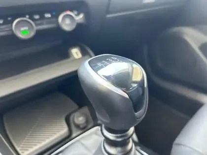 Photo 9 Citroën C4  BlueHDi 110ch S&S Shine