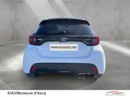 Photo 4 Toyota Yaris  116h Design 5p MY22