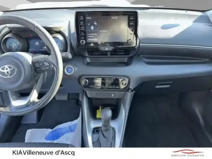 Photo 13 Toyota Yaris  116h Design 5p MY22