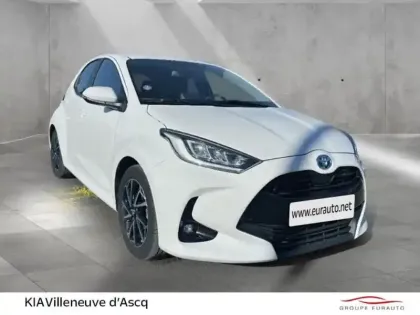 Photo 2 Toyota Yaris  116h Design 5p MY22