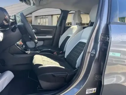 Photo 8 Citroën C3  1.2 Turbo 100ch MAX