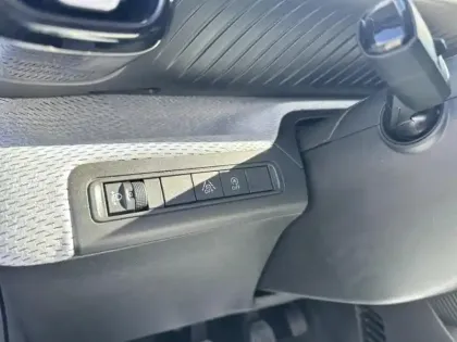 Photo 12 Citroën C3  1.2 Turbo 100ch MAX