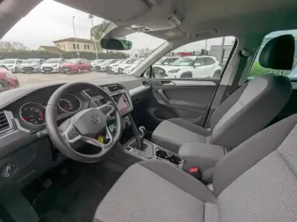 Photo 25 Volkswagen Tiguan  1.5 TSI 130ch Life Plus