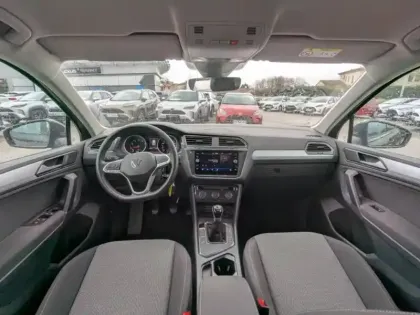 Photo 17 Volkswagen Tiguan  1.5 TSI 130ch Life Plus