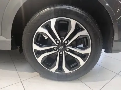 Photo 15 Ford Puma  1.0 Flexifuel 125 ch mHEV S&S BVM6