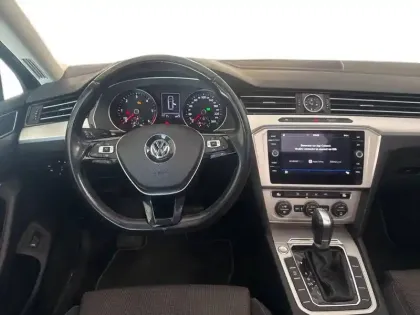 Photo 39 Volkswagen Passat  SW 2.0 TDI 150 DSG7