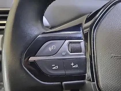 Photo 27 Peugeot 3008  BlueHDi 130ch S&S BVM6