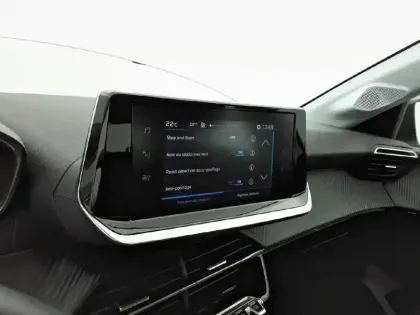 Photo 41 Peugeot 208  PureTech 75 S&S BVM5