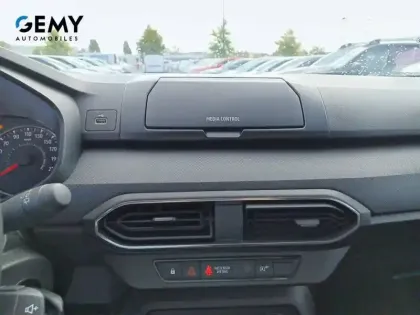 Photo 15 Dacia Sandero  SCe 65