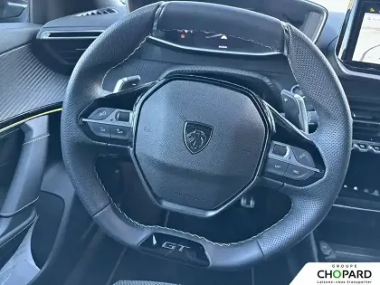 Photo 13 Peugeot 2008  Hybrid 145 e-DCS6