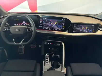 Photo 8 Audi Q5  Sportback e-hybrid 299 ch S tronic 7 Quattro