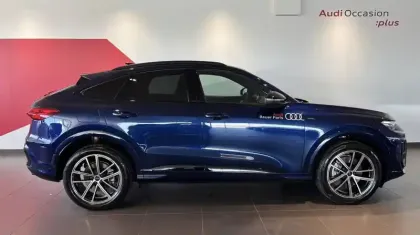 Photo 1 Audi Q5  Sportback e-hybrid 299 ch S tronic 7 Quattro